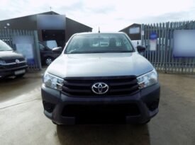 2018 TOYOTA HILUX