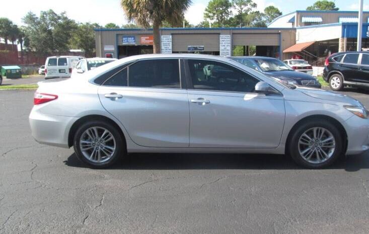 2015 Toyota Camry full