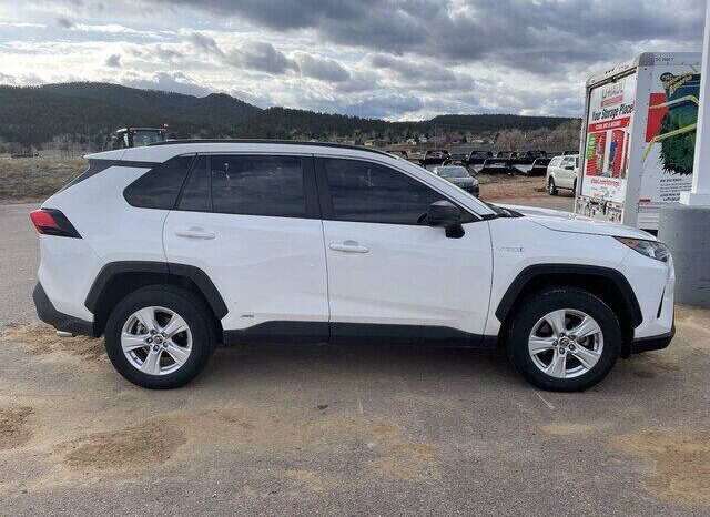 2019 Toyota RAV4 Hybrid white full