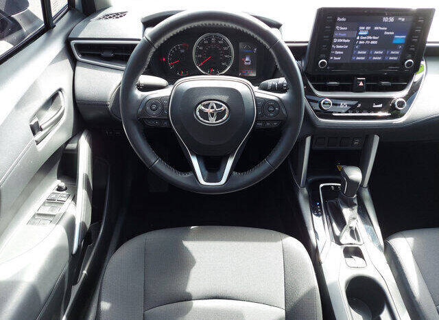 2022 Toyota Corolla Cross full