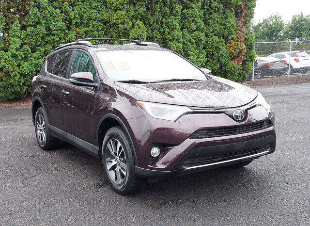 2018 Toyota RAV4 AWD XLE full