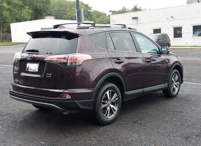 2018 Toyota RAV4 AWD XLE full