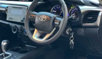 2017 Toyota Hilux Revo RHD full