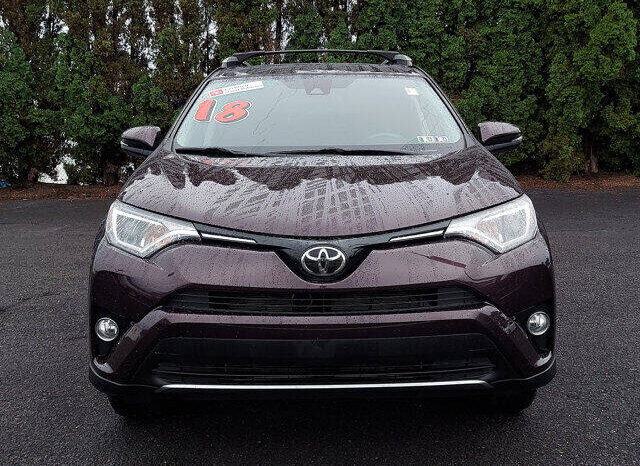 2018 Toyota RAV4 AWD XLE full