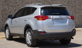 2015 Toyota RAV4 XLE full