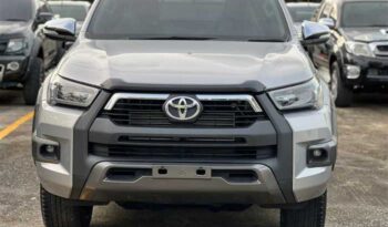 2017 Toyota Hilux Revo RHD full