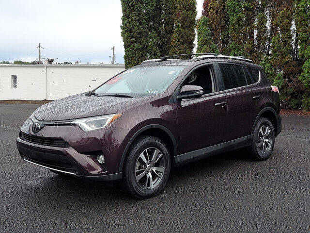 Used 2018 Toyota RAV4 XLE with VIN 2T3RFREV0JW741924 for sale in Wilmington, NC