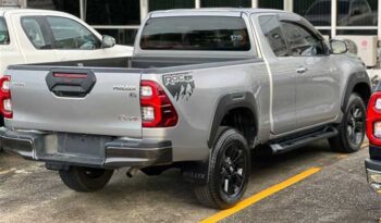 2017 Toyota Hilux Revo RHD full