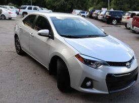 2014 Toyota Corolla 4dr Sedan