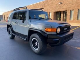 2013 Toyota FJ Cruiser 4×4 4dr SUV 5A
