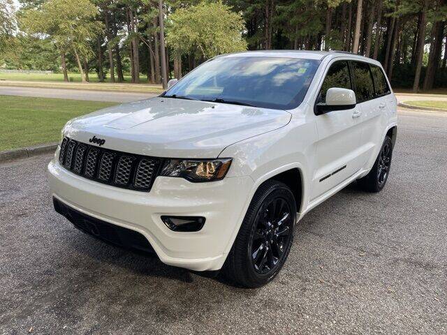 Used 2020 Jeep Grand Cherokee Altitude with VIN 1C4RJEAG6LC318432 for sale in Wilmington, NC