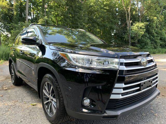 Used 2018 Toyota Highlander XLE with VIN 5TDJZRFH6JS529656 for sale in Wilmington, NC