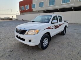 2013 TOYOTA HILUX