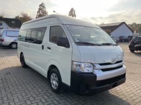 2016 Toyota Hi-Ace 2.5 D-4D passenger van