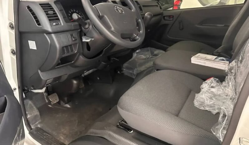 2023 Toyota Hiace 15 Seater full