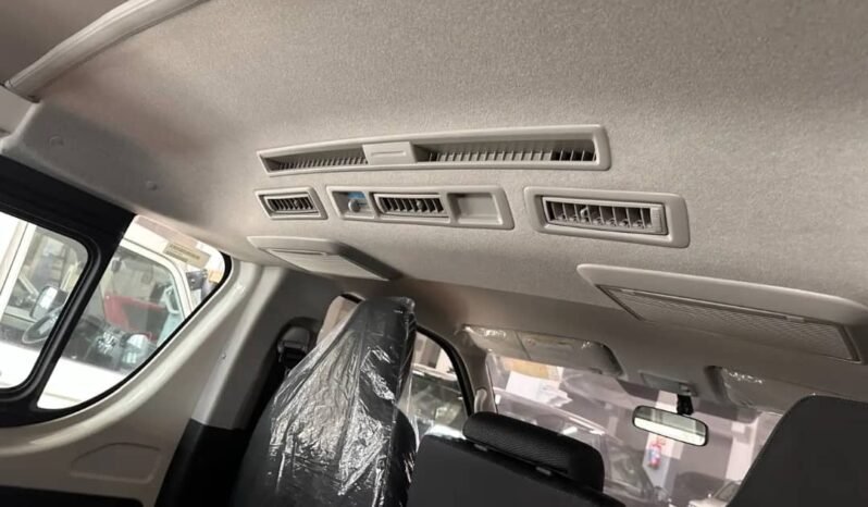 2023 Toyota Hiace 15 Seater full