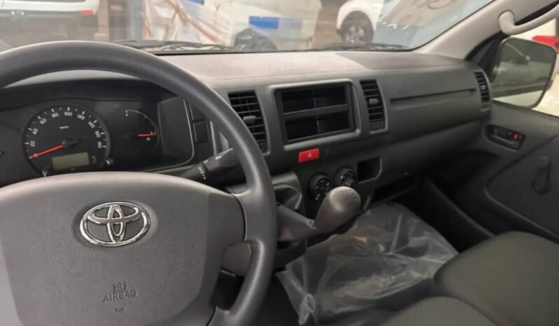 2023 Toyota Hiace 15 Seater full