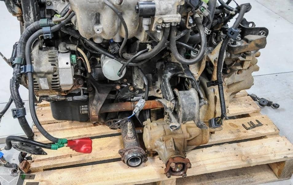 Blacktop B20B engine and manual 4WD gearbox conversion package